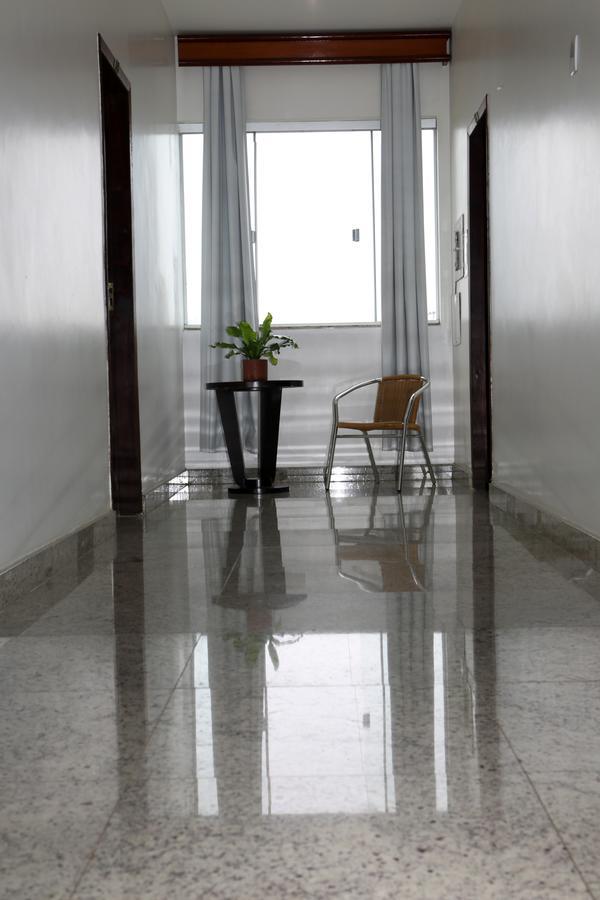 Licia Hotel Joao Pinheiro Buitenkant foto